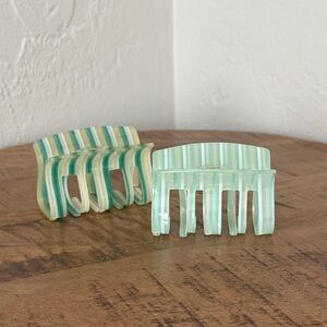 Striped Hair Claw Clip Duo
